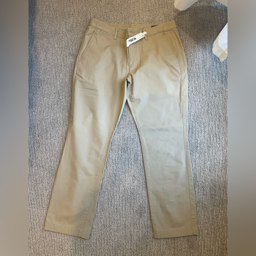 Men’s Bonobos khaki pants